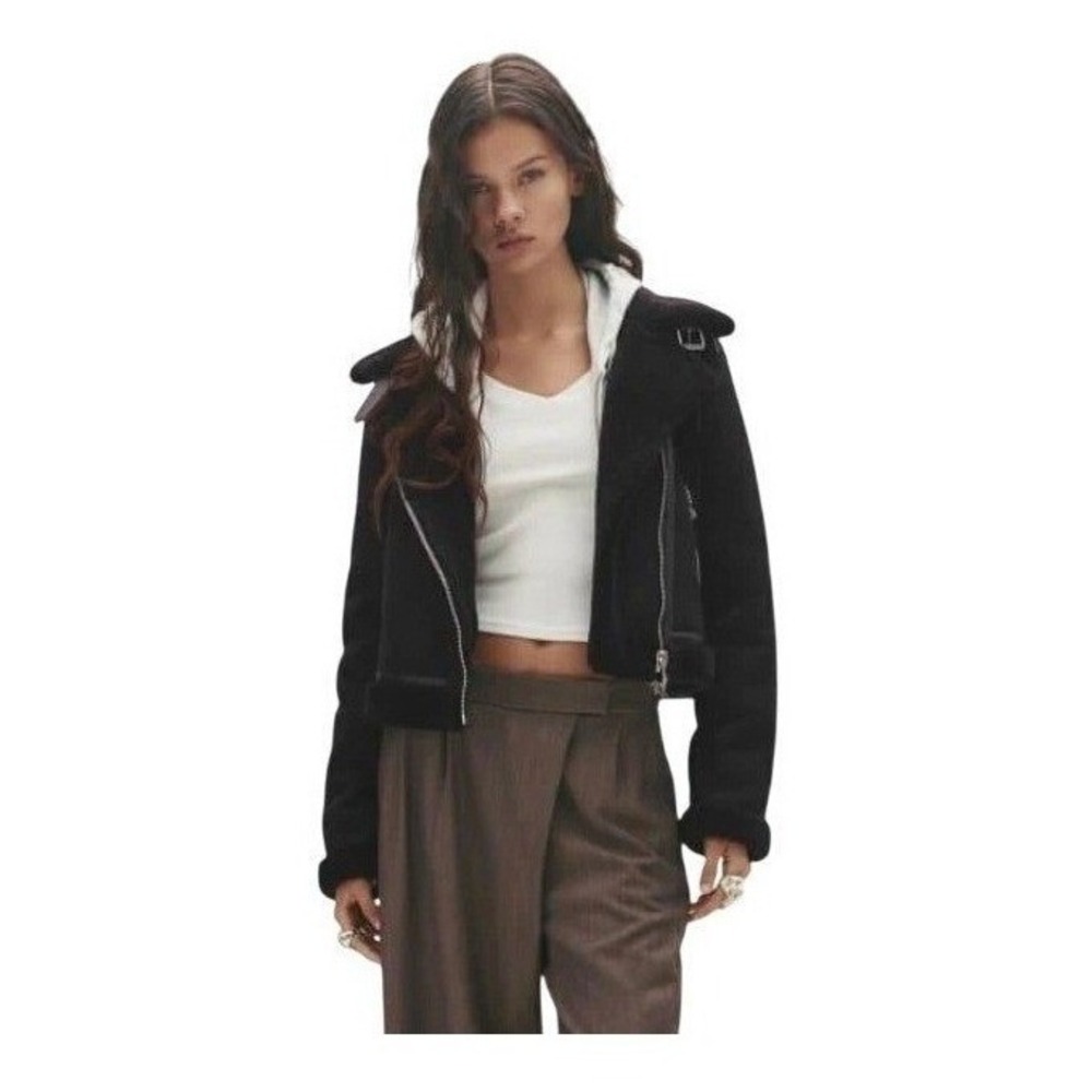 Pull & Bear Double-Faced Vegan Suede Jacket Black Faux Fur Lined Buckle Detail X